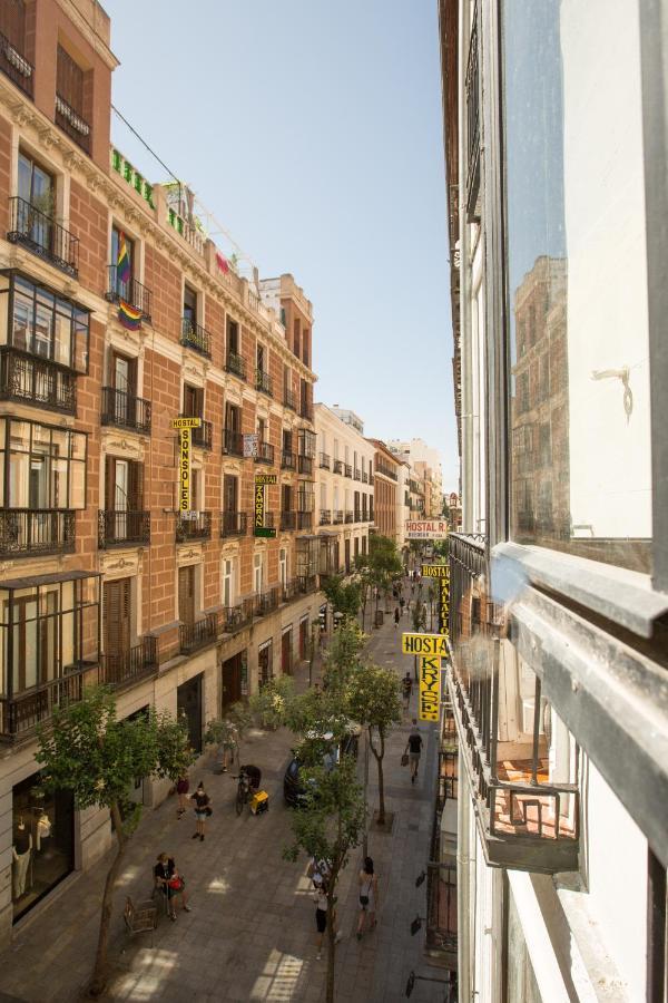 Fuencarral Adeco Hotel Madrid Luaran gambar